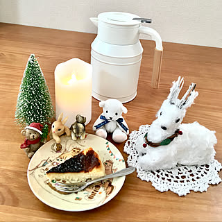 バスクチーズケーキのはずが、、、/クリスマス/白いトナカイさん/おやつの時間/LEDキャンドル...などのインテリア実例 - 2021-12-17 16:42:04
