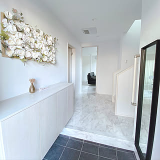 マイホーム 大理石調フローリングのおしゃれなインテリアコーディネート レイアウトの実例 Roomclip ルームクリップ