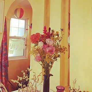 キッチン/お花/お花を飾る/カラフル/黄色い壁...などのインテリア実例 - 2016-09-06 17:28:49