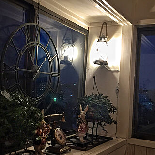 観葉植物のある暮らし/ランプ照明/壁ペンキ塗り/和室を洋室に /出窓...などのインテリア実例 - 2019-04-04 19:28:11