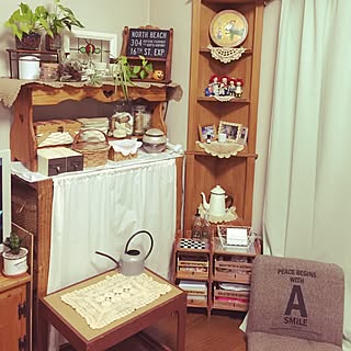 部屋全体/一昔前のカントリーが…/スノコ棚ＤIＹ/観葉植物/トールペイント♪...などのインテリア実例 - 2016-09-13 20:49:37