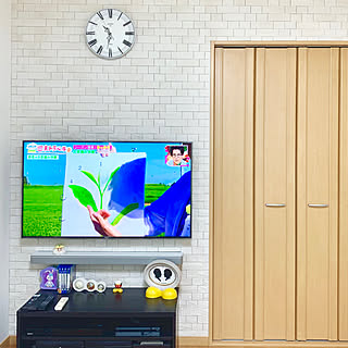 グラナスヴィスト/DIY/エコカラット/壁紙DIY/壁掛けTV...などのインテリア実例 - 2021-02-11 13:13:19