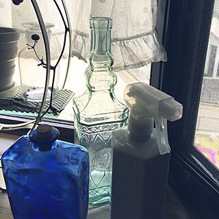 窓/陶器/ガラス瓶/白い雑貨のインテリア実例 - 2017-05-02 14:42:15