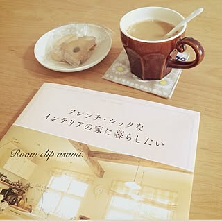 机/コーヒーカップ/おやつの時間/コースター/シンプルナチュラル...などのインテリア実例 - 2015-06-17 15:13:21