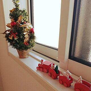 壁/天井/クリスマス/階段の窓/階段の壁/クリスマス飾り...などのインテリア実例 - 2021-12-01 11:10:20