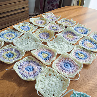 クロッシェシーリングライトグラニースクエア鍵編みハンドメイド