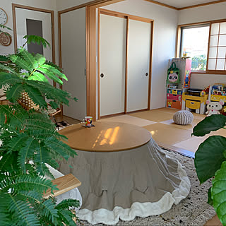 こたつ/コメントお気遣いなく(⁎ᴗ͈ˬᴗ͈⁎)/プフのある部屋/部屋全体/コリラックマ...などのインテリア実例 - 2022-12-07 13:40:37