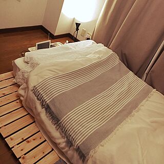 ベッド周り/IKEA/DIY/ホームセンター/色数少なめのインテリア実例 - 2016-12-16 01:25:28