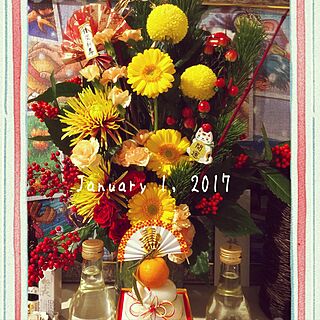 玄関/入り口/正月花/謹賀新年2017/正月のお花飾りました。/2017年もよろしくお願いします！...などのインテリア実例 - 2017-01-01 08:31:18
