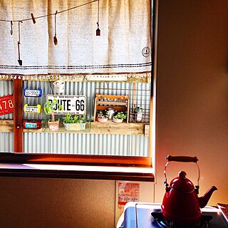 キッチン/JUNK GARDEN/キッチンの窓から見える風景/ホーローケトルのインテリア実例 - 2014-11-07 23:16:06