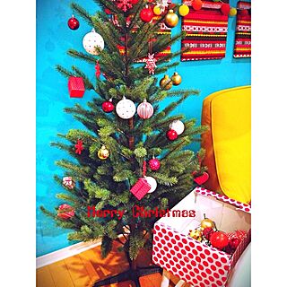 リビング/クリスマスツリー/飾り中/オーナメントは赤とゴールド/IKEAのインテリア実例 - 2013-11-06 22:23:44