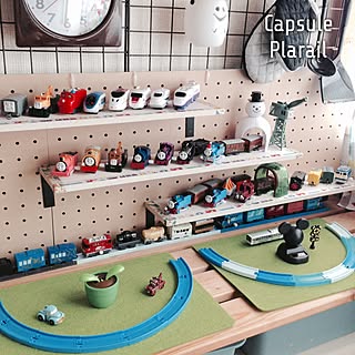 ベッド周り ガチャガチャのおしゃれなアレンジ 飾り方のインテリア実例 Roomclip ルームクリップ ベッド周り ガチャガチャのおしゃれなアレンジ 飾り方のインテリア実例 Roomclip ルームクリップ