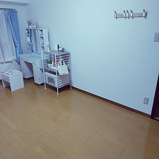 部屋全体/シンプル/少ない物ですっきり暮らしたい/古いマンション/無印良品...などのインテリア実例 - 2021-08-15 20:33:42