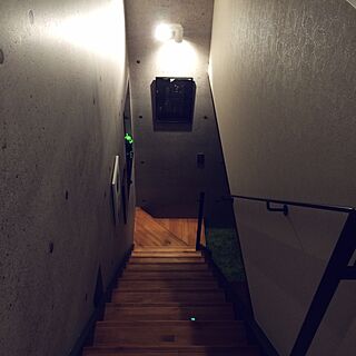 リビング/コンクリート/アート/照明/階段のインテリア実例 - 2015-07-12 07:00:28