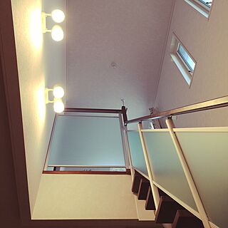 壁/天井/ソファーからの眺め/吹抜け/リビング階段のインテリア実例 - 2016-04-09 17:11:21