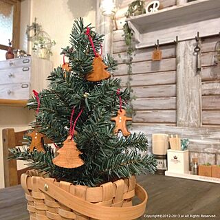 棚/クリスマスの飾り/クリスマスツリー/ダイソー/edenちゃんの手作りオーナメントのインテリア実例 - 2013-12-02 20:26:24
