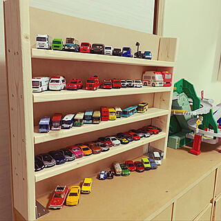 トミカ/トミカ棚DIY/おもちゃ収納/こどもと暮らす。/DIY棚...などのインテリア実例 - 2021-03-06 18:38:28