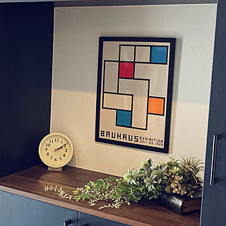 モンドリアン調デザイン置き時計