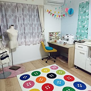 机/ネピア大人の鼻セレブ/塗り絵ができるティッシュ/自分の部屋/作業部屋...などのインテリア実例 - 2017-05-09 22:28:13