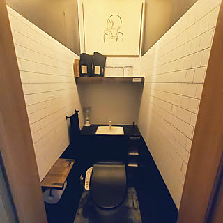 バス/トイレ/夏の模様替え/トイレのインテリア/賃貸でも楽しく♪/百均壁紙...などのインテリア実例 - 2023-07-17 08:16:31