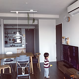 部屋全体/マンションインテリア/ストッケ トリップトラップ/アルテック スツール60/ウニコ テレビボード...などのインテリア実例 - 2017-04-25 13:57:53