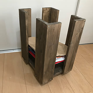 新聞ストッカー/1×4DIY/1×4材/資源ごみ置き場/DIY...などのインテリア実例 - 2019-11-22 01:56:52