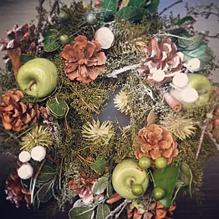 クリスマスリース 青山flower Marketのおしゃれなアレンジ 飾り方のインテリア実例 Roomclip ルームクリップ