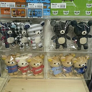 ぬいぐるみ アクリルケースのおしゃれなアレンジ 飾り方のインテリア実例 Roomclip ルームクリップ