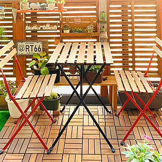 ガーデンテーブルセット/植物棚DIY/築28年マンション/IKEA/多肉植物...などのインテリア実例 - 2022-08-18 05:18:11