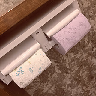 壁紙DIY/サンゲツのクロス/サンゲツの壁紙/ハマってるもの^_^/柄物のトイレットペーパー...などのインテリア実例 - 2022-10-25 23:03:33