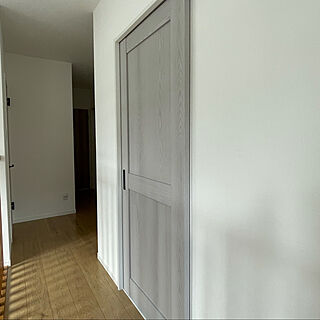 寝室ドア/ドアの色/ラシッサ/リクシル/ベッド周りのインテリア実例 - 2021-10-05 09:35:58