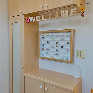 ガチャガチャ 玄関ディスプレイのおしゃれなアレンジ 飾り方のインテリア実例 Roomclip ルームクリップ