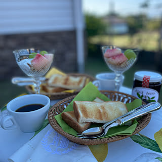 お庭で朝食/お庭でごはん/輸入住宅/手作り大好き/RC鹿児島...などのインテリア実例 - 2021-09-09 21:14:33