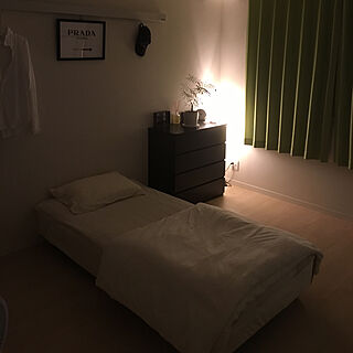 ベッド周り/観葉植物/IKEA/一人暮らし/照明...などのインテリア実例 - 2017-09-03 01:53:19