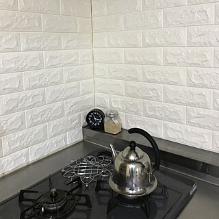 壁/天井/クッションレンガシート/キッチンの壁のインテリア実例 - 2018-03-15 23:20:56