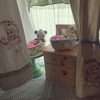 壁/天井/ハンドメイドカーテン/刺繍/ドールファニチャー/ポンポンファンクラブ❤️...などのインテリア実例 - 2017-05-03 10:35:17