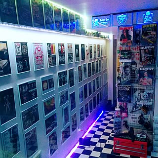 アメリカン ムーンアイズのおしゃれなインテリア・部屋・家具の実例