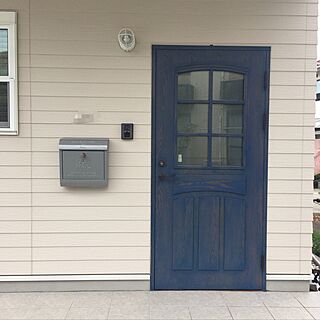 玄関/入り口/木製ドア/ブルー/塗装/西海岸...などのインテリア実例 - 2017-07-02 16:44:02