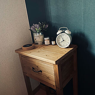 寝室の一角/ナイトテーブル/IKEA時計/賃貸/いいねありがとうございます☺︎...などのインテリア実例 - 2022-03-30 08:41:30