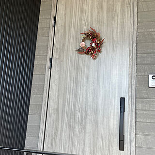 玄関/入り口/メルカリ購入/クリスマスリース/クリスマス/DAIKENのドアのインテリア実例 - 2023-12-06 12:37:47