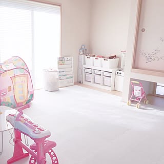 おもちゃ部屋 子供部屋女の子のおしゃれなインテリアコーディネート レイアウトの実例 Roomclip ルームクリップ