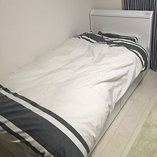 ベッド周り/収納付きベッド/IKEA/ネイビー×白×ナチュラル/ニトリのインテリア実例 - 2016-02-08 23:12:25