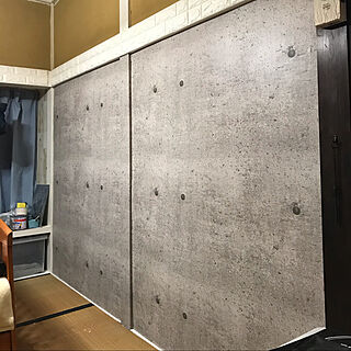 コンクリート風壁紙/DIY/砂壁/インダストリアル/ベニヤ板...などのインテリア実例 - 2021-01-03 06:19:14