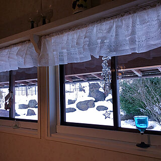 雪景色の庭/ガラス/たなDIY/カーテン/棚のインテリア実例 - 2021-01-30 16:24:02