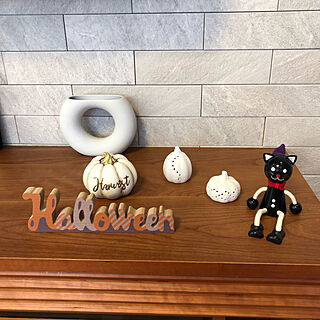 ダイソー/スタジオクリップ/かぼちゃの置物/ハロウィン雑貨、飾りました。/ハロウィン雑貨...などのインテリア実例 - 2020-09-16 11:10:05