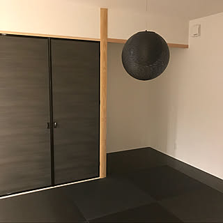 部屋全体/黒で統一/カッコいい部屋にしたい/黒い畳/琉球畳...などのインテリア実例 - 2017-10-30 21:30:55