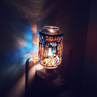 ☆ステンドグラスの光がお部屋を灯す 卓上照明 ナイトランプ-