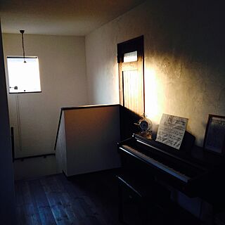 ベッド周り/無垢材の床/電子ピアノ/ピアノ/楽器...などのインテリア実例 - 2015-05-13 18:32:07