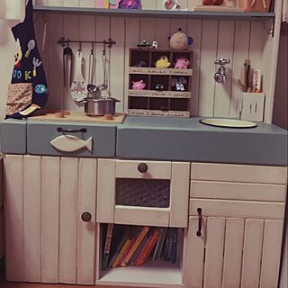 棚/おもちゃ収納/IKEAアイテム/100均リメイク/おままごとキッチンDIY ...などのインテリア実例 - 2016-04-23 07:23:20
