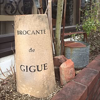 フランス ブロカントのおしゃれなインテリア・部屋・家具の実例 
